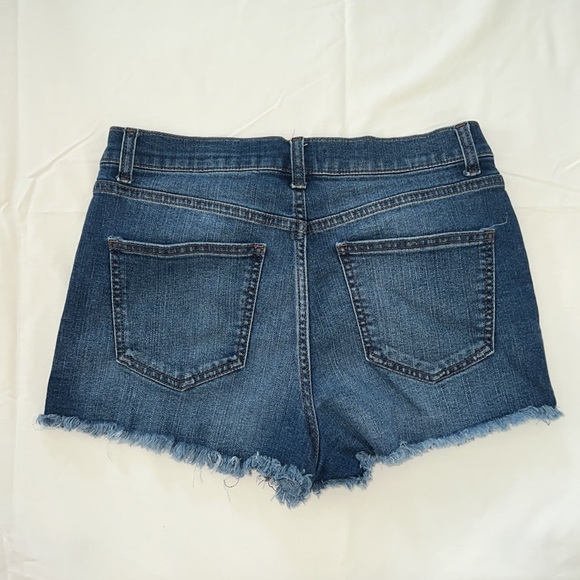 Jean Shorts - Picture 2 of 3